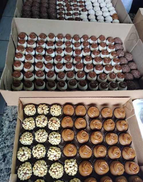 docinhos para festa (cento)